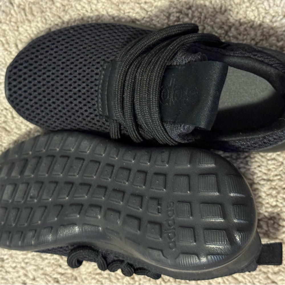 Boys black adidas size 11k